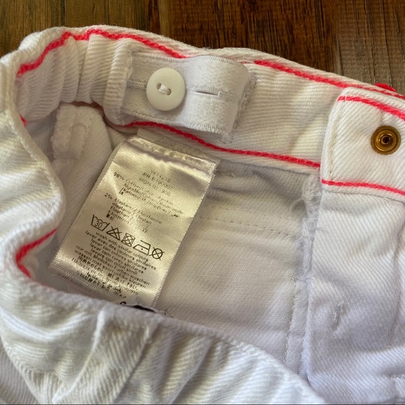 LITTLE MARC JACOBS DAISY COLLECTION SHORTS - Picture 7 of 9